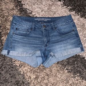 COPY - American Eagle Shortie size 12 stretch shorts good cond